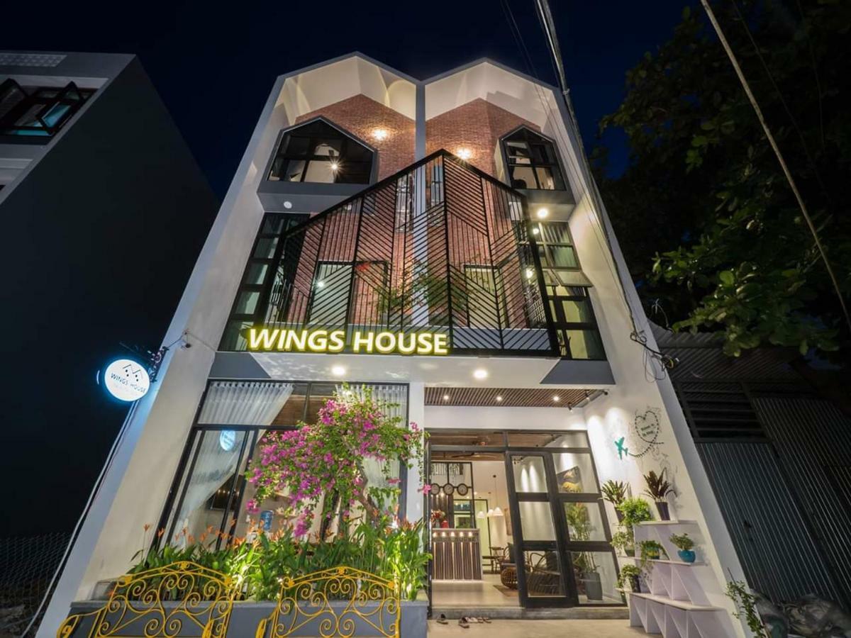 Проживание в семье Wings House *