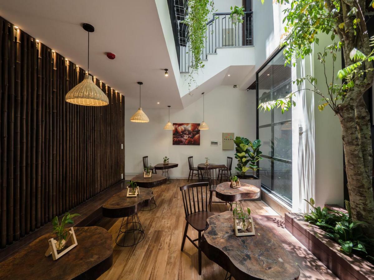 Проживание в семье Wings House Дананг