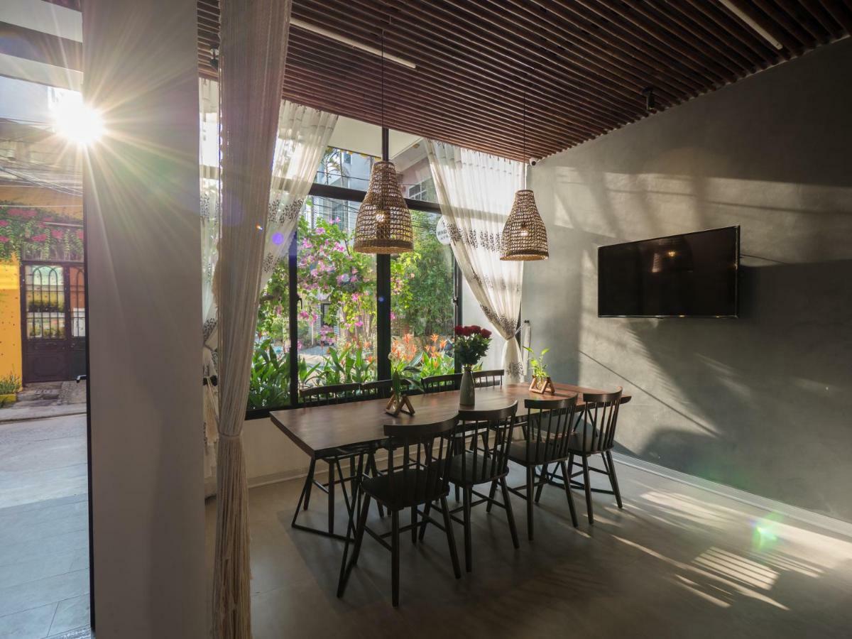 Проживание в семье Wings House *