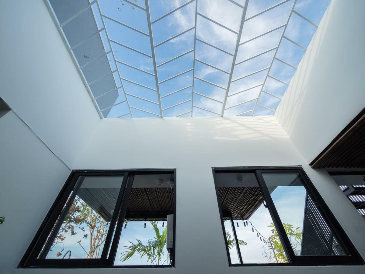 Проживание в семье Wings House Дананг